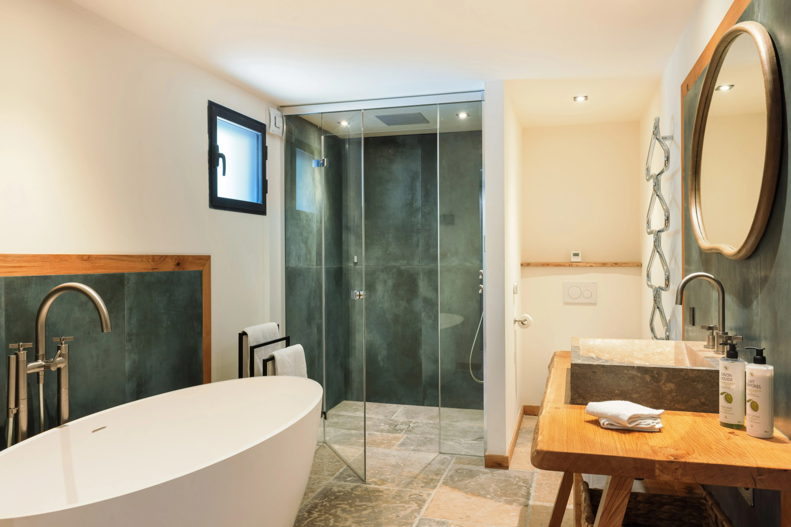 Курортный отель LOU CALEN