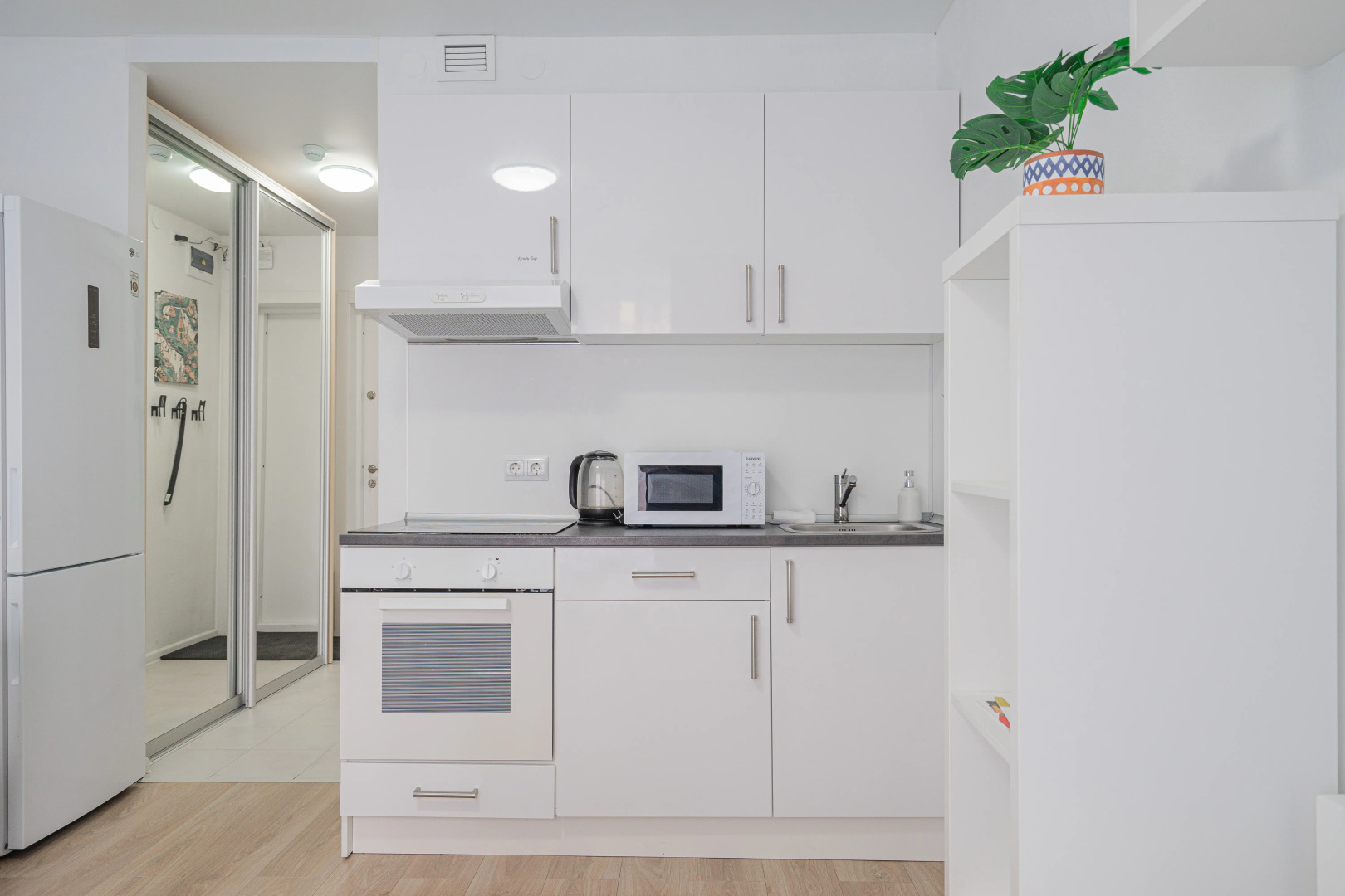 Апартаменты Уютная студия на Космонавтов