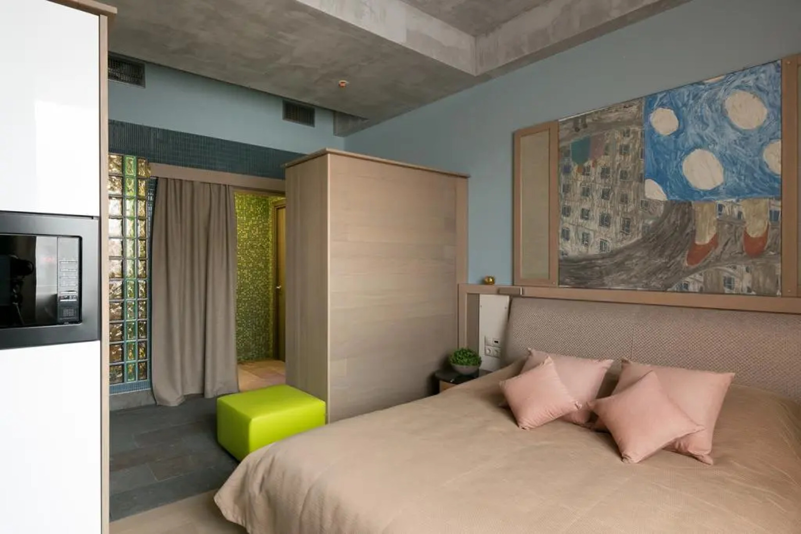 Отель Garden Embassy