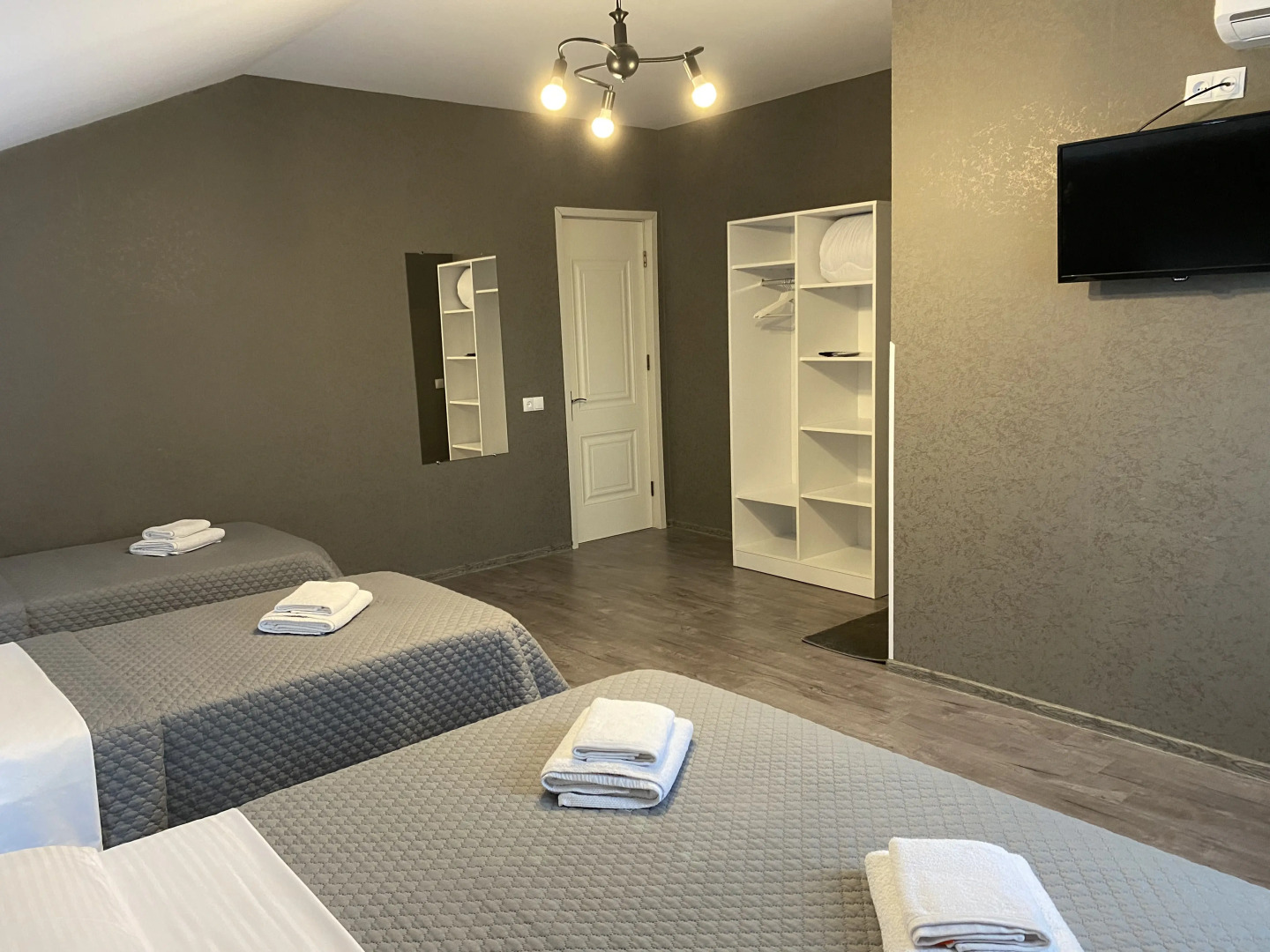 Отель West Face