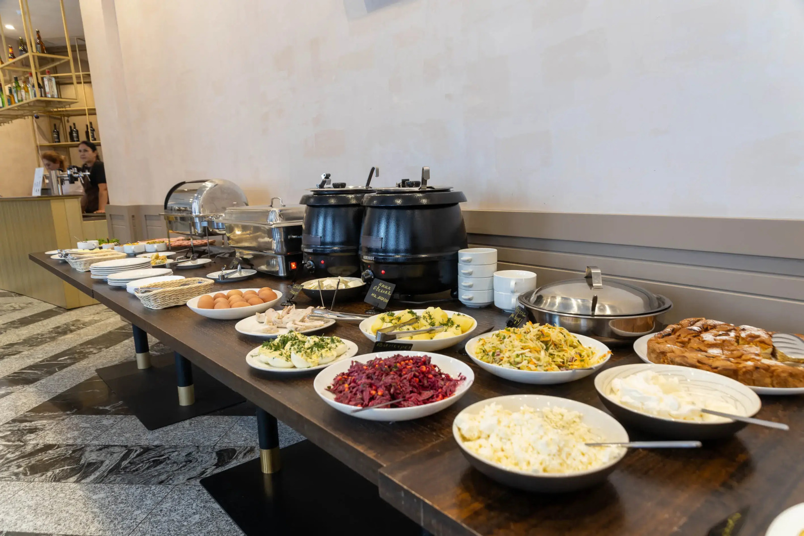 Отель Ирыстон