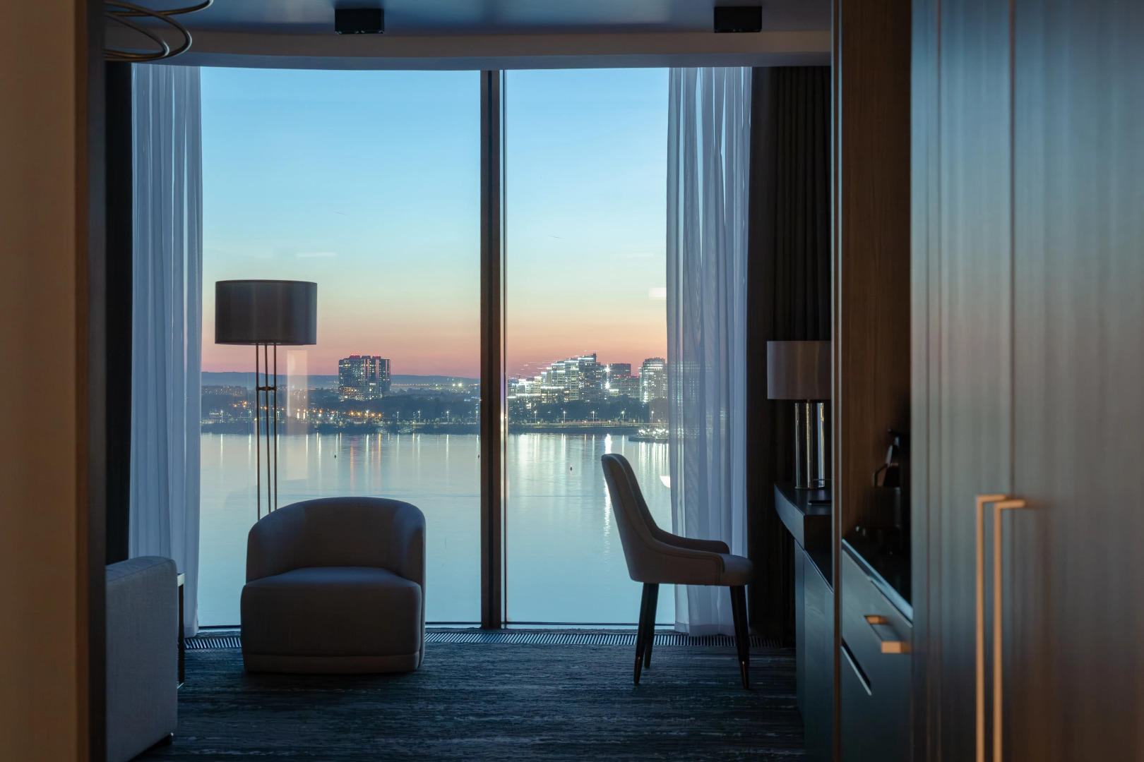 Отель Millennium Panorama