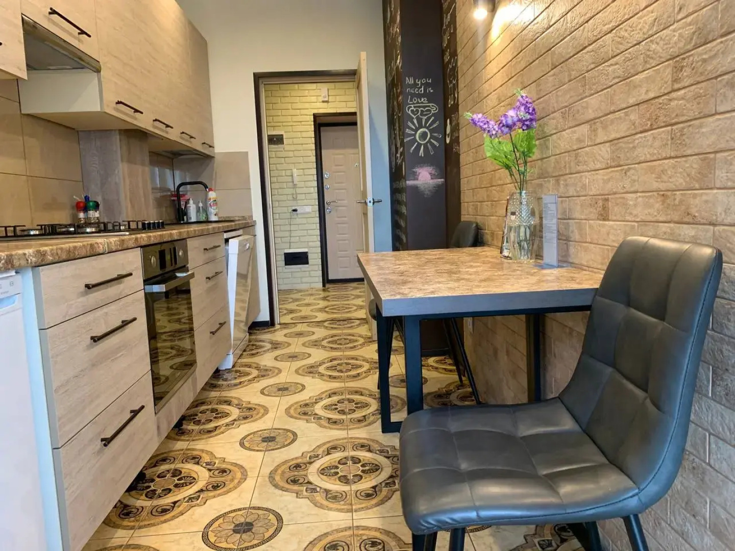 Апартаменты AparteX Приморская 37