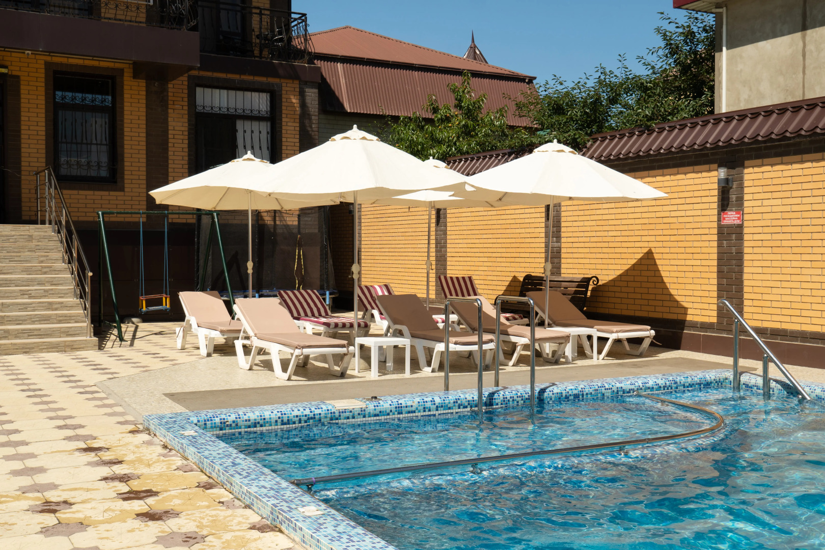 Отель ДеЛюкс