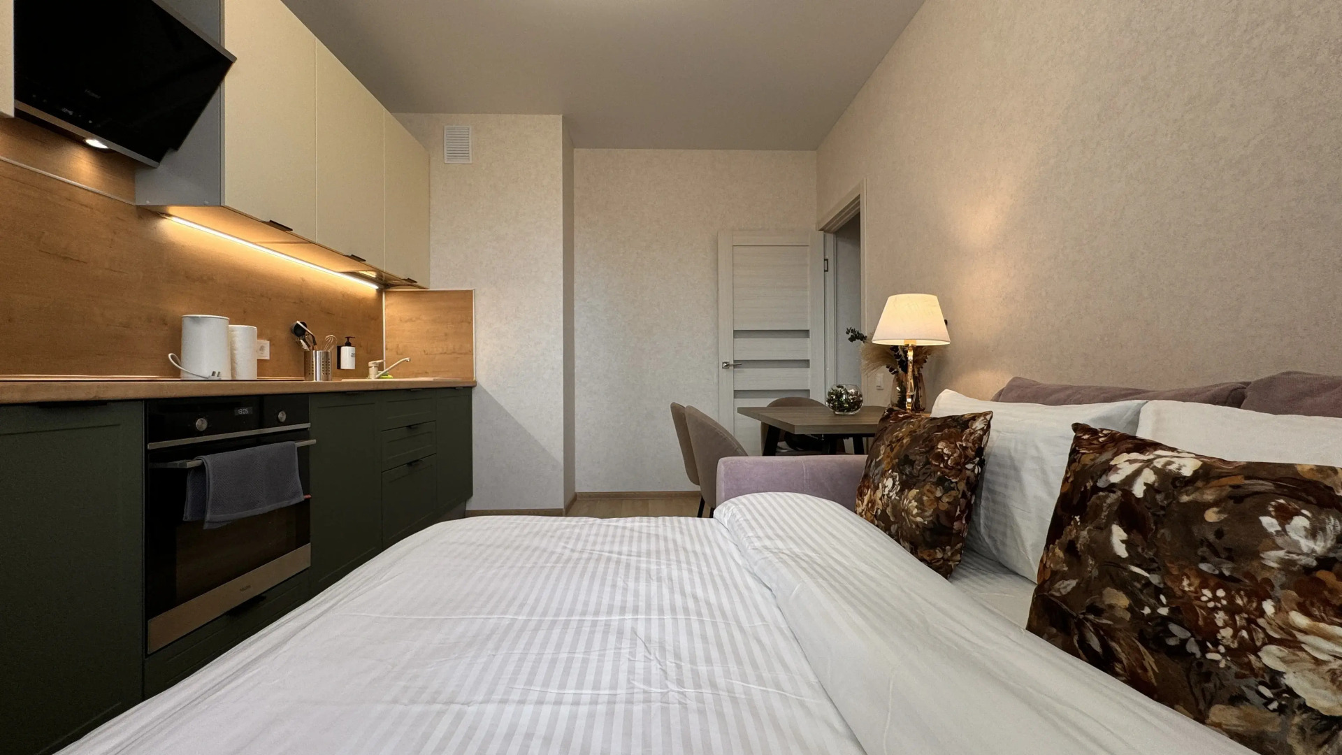 Апартаменты Как Дома на Академика Сахарова Рядом с Лесопарком Щёлковский Хутор