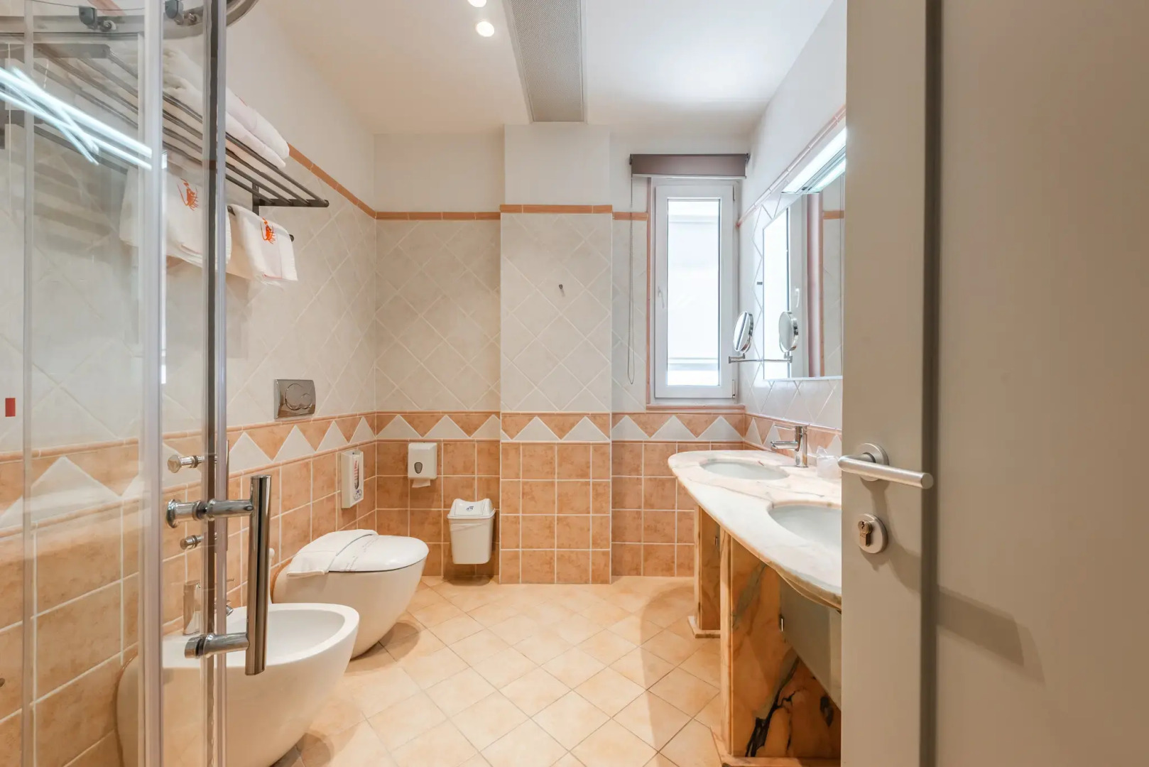 Отель Aragosta Hotel