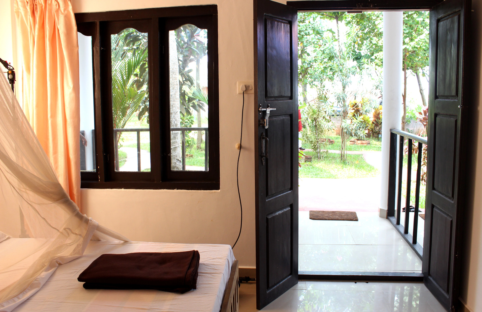 Отель True Blue Beach Resort