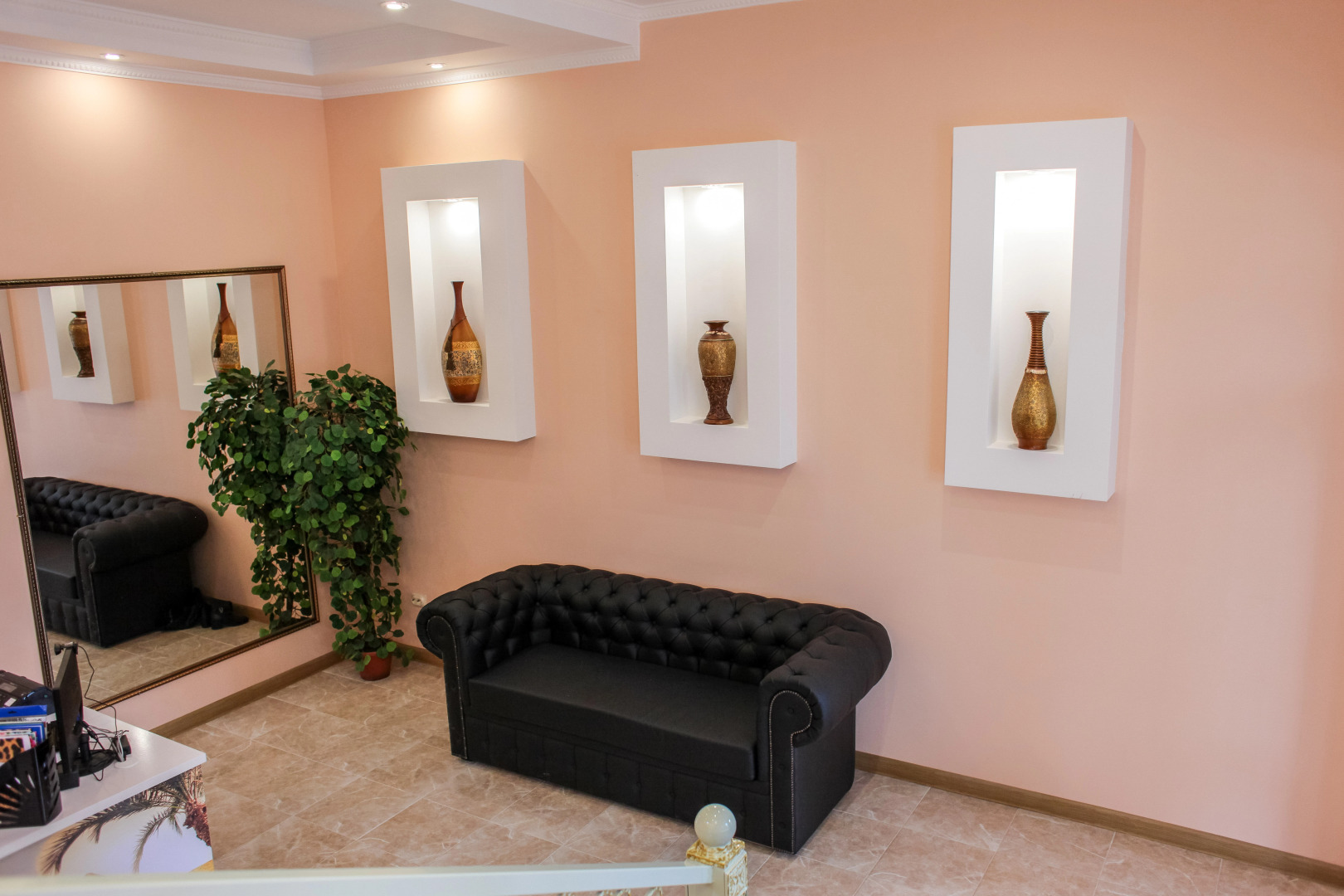 Отель Джулия