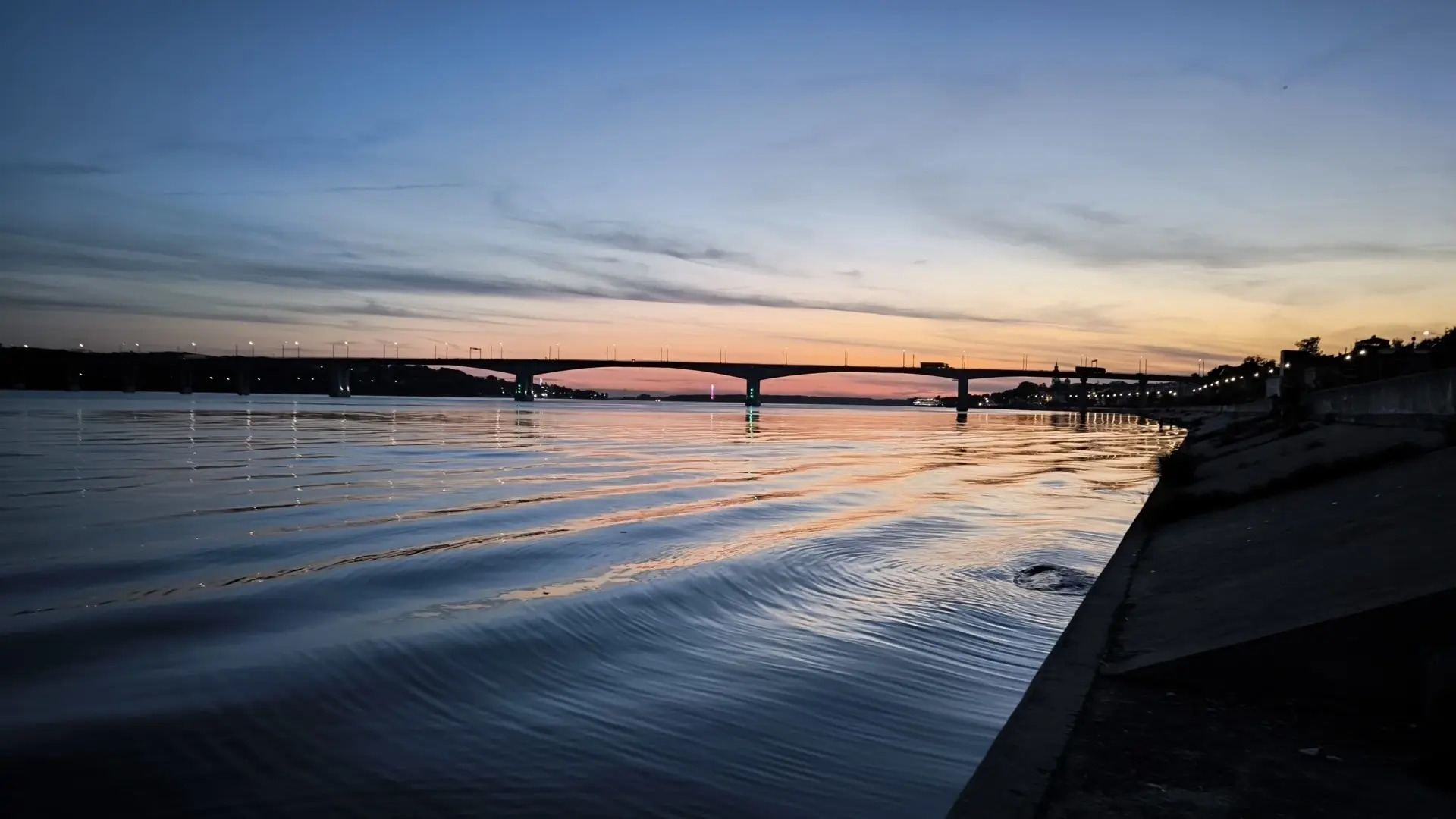 Квартира в доме на набережной реки Волга