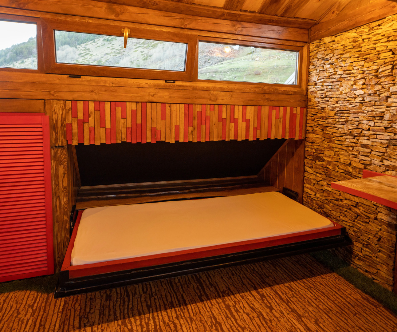 Частный дом Красный Викинг в Тегенекли