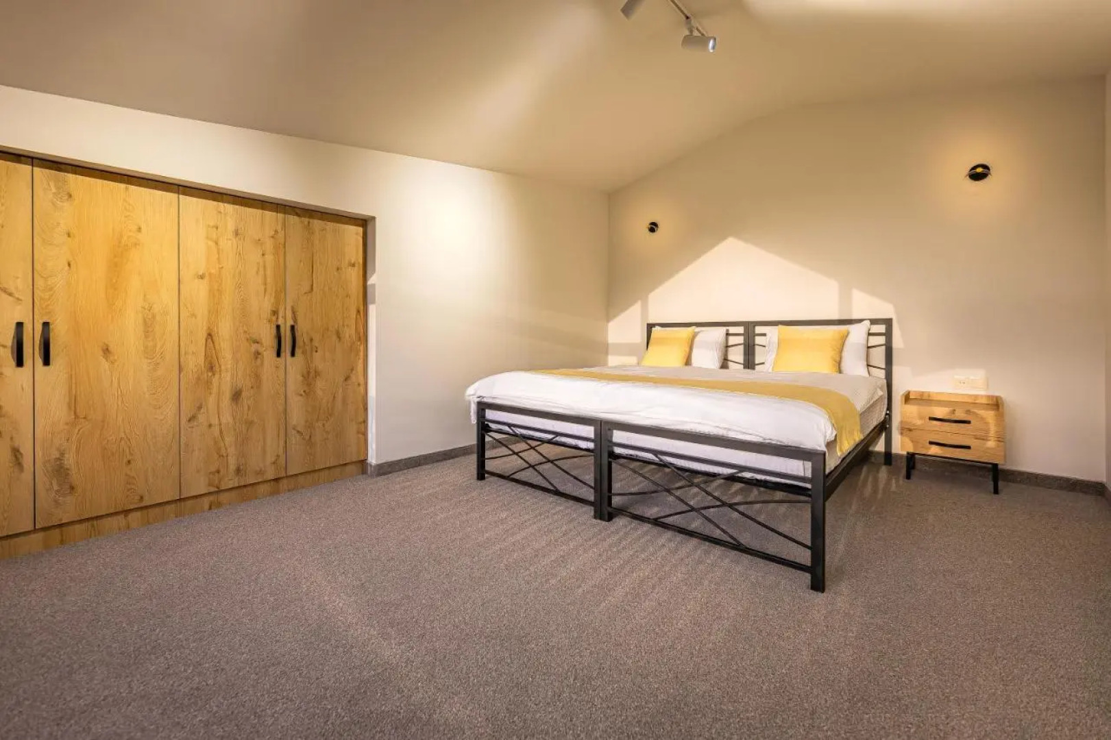 Отель Taniqinn Dilijan