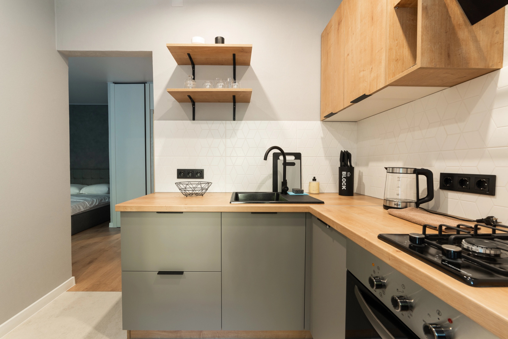 Апартаменты BelaTravel по адресу: Дорошевича 4