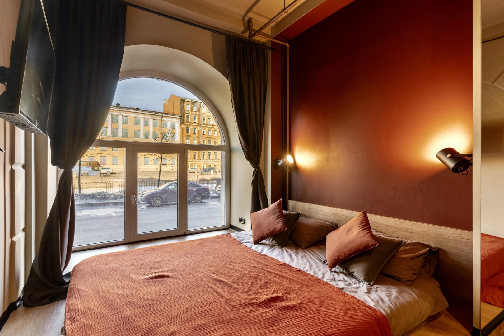 Уютная студия с прекрасным видом в историческом центре Санкт-Петербург