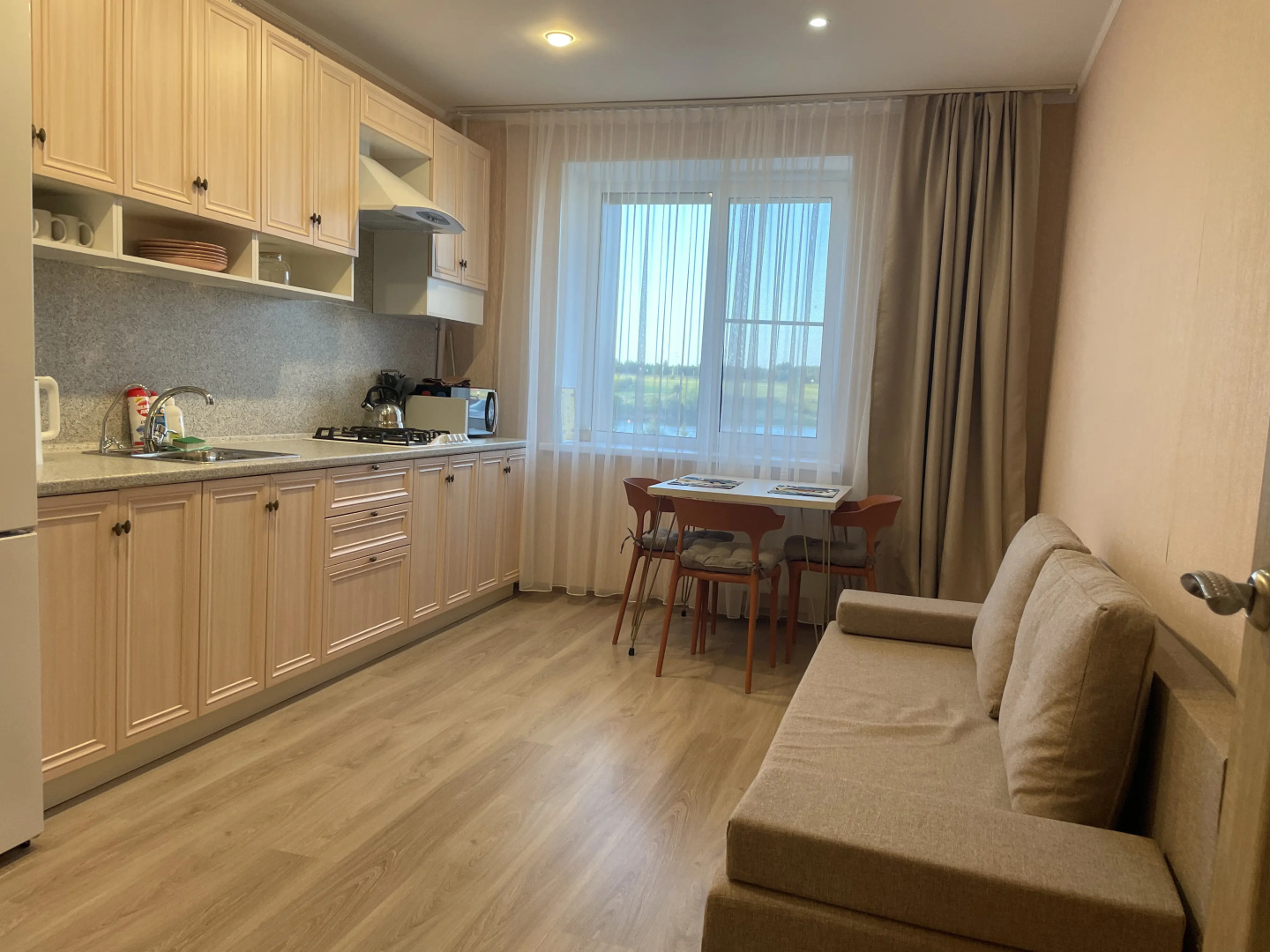 Квартира Просторная 1-комнатная квартира рядом с пляжем и отелем Radisson в Завидово