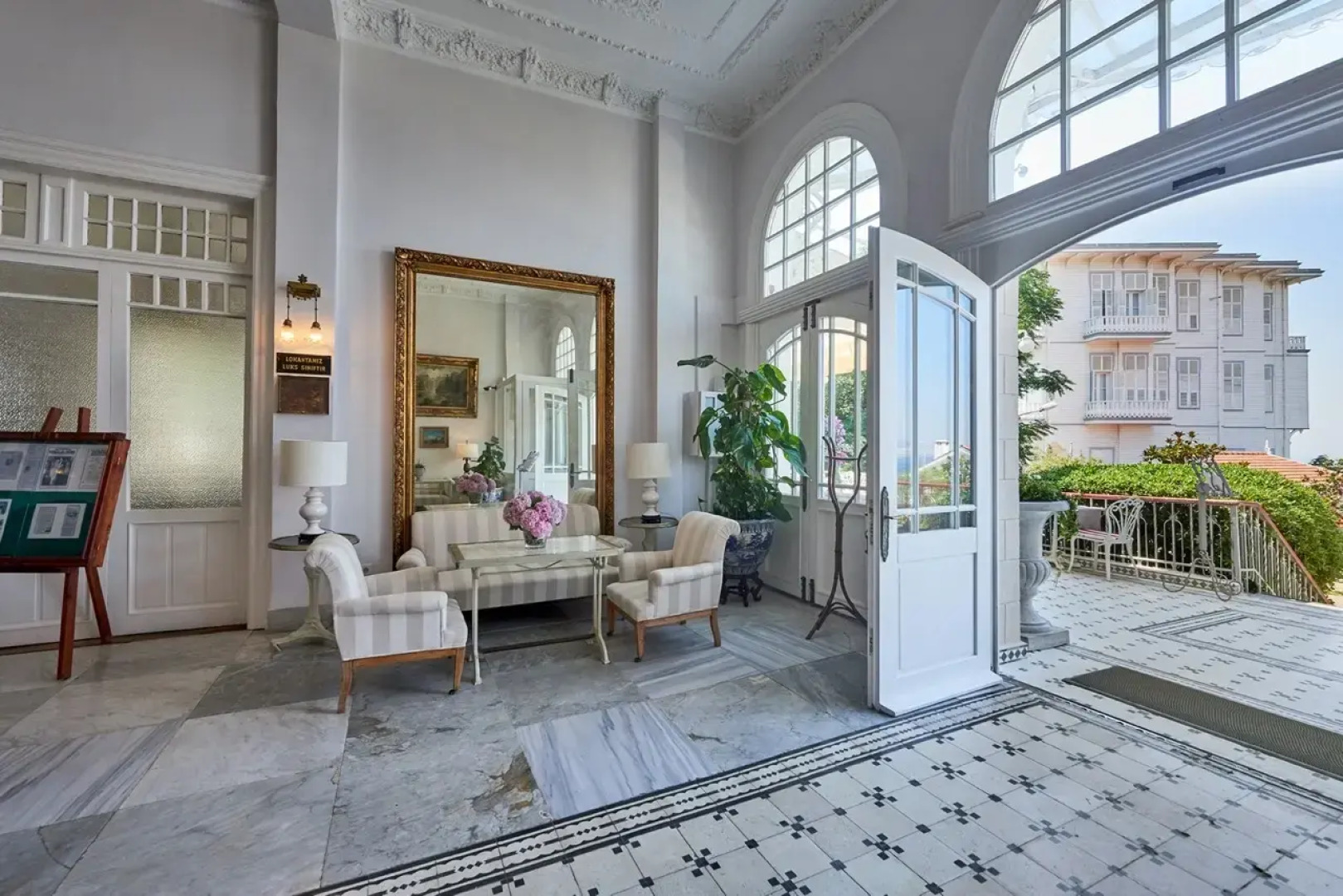 Отель Buyukada Splendid Palace