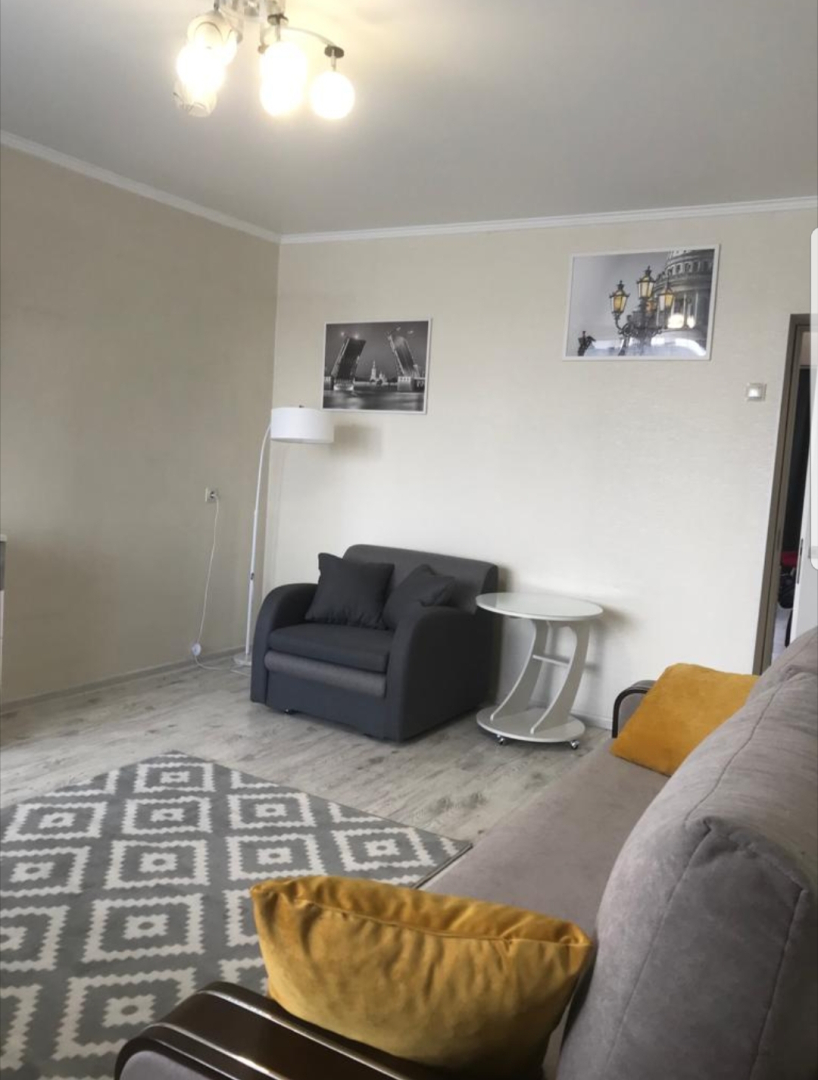 Квартира Черняховского 10