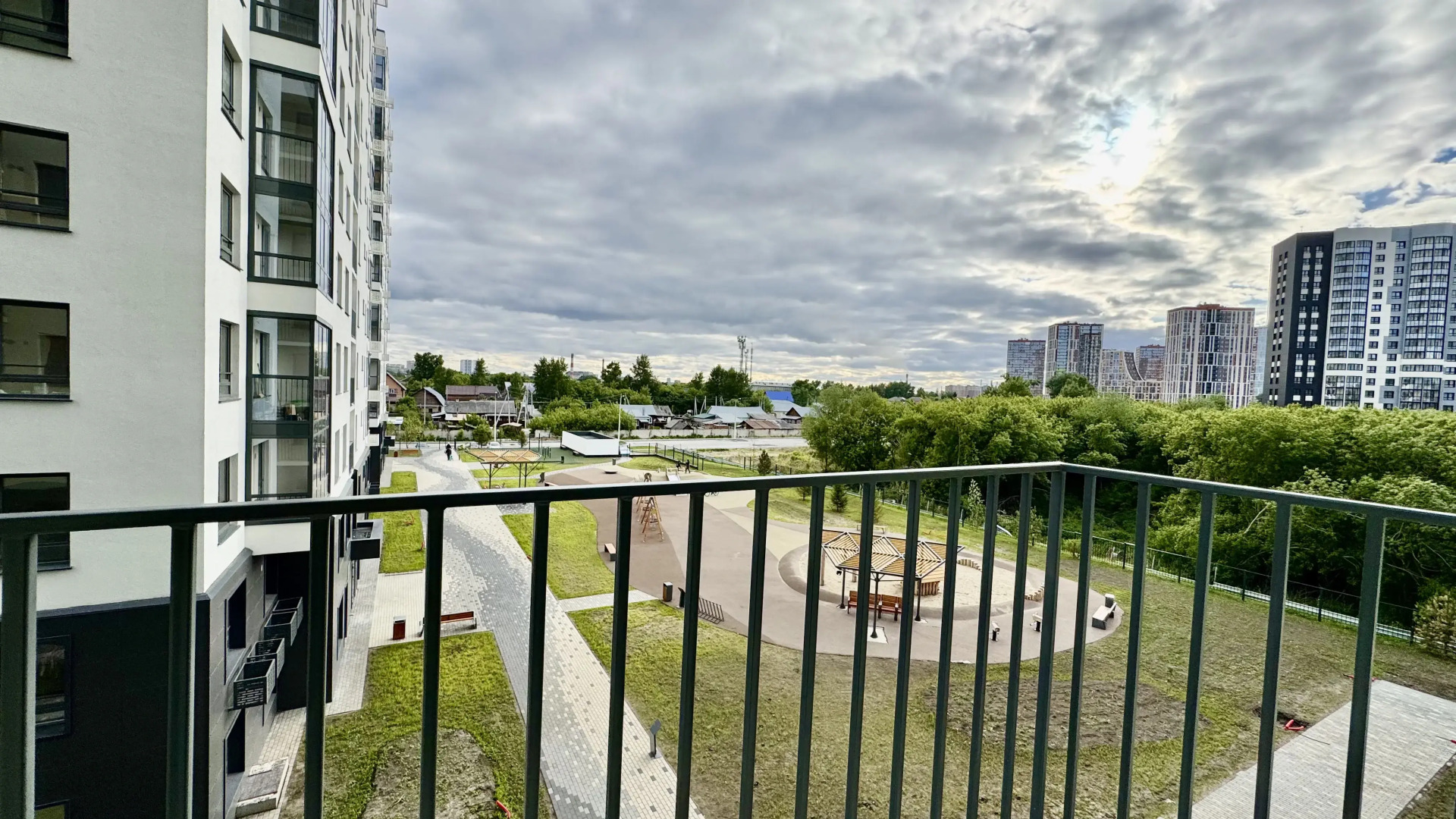 Апартаменты Yousinn Ясный берег 43