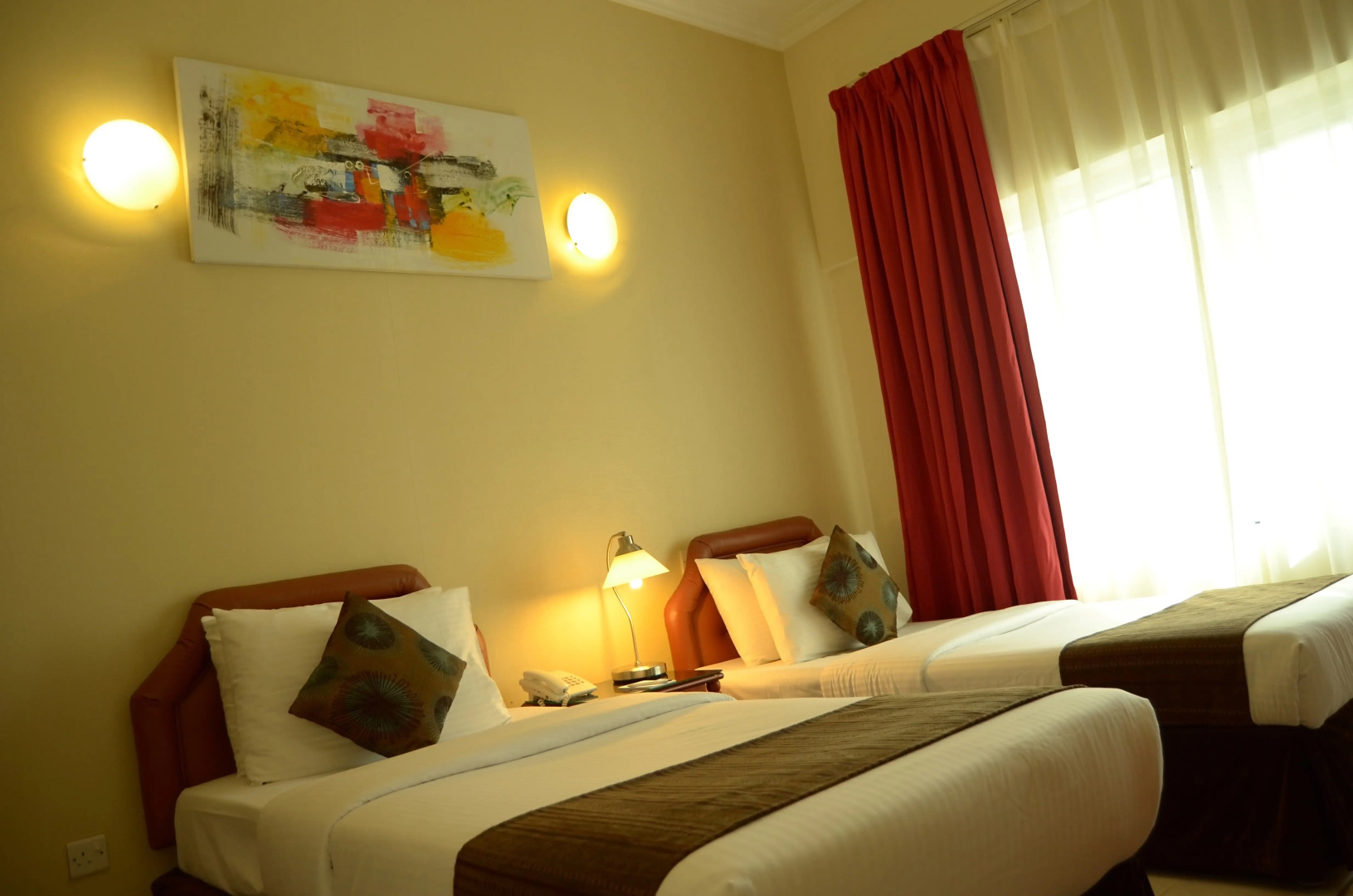 Отель Nejoum Al Emarate