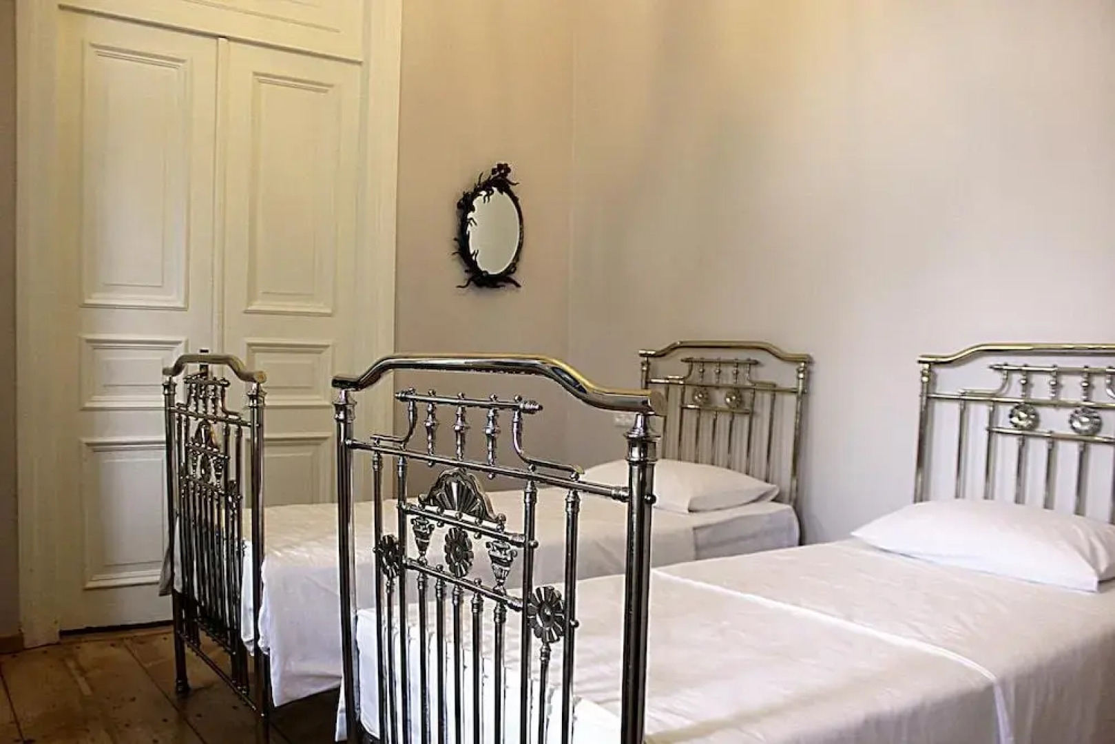 Отель Old Tbilisi Rooms 38