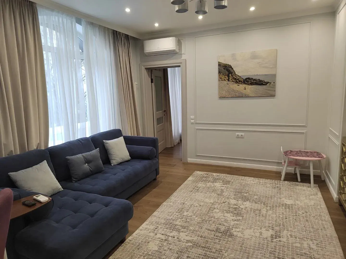 Апартаменты MyhomeYourhome с террасой на Савушкина 104