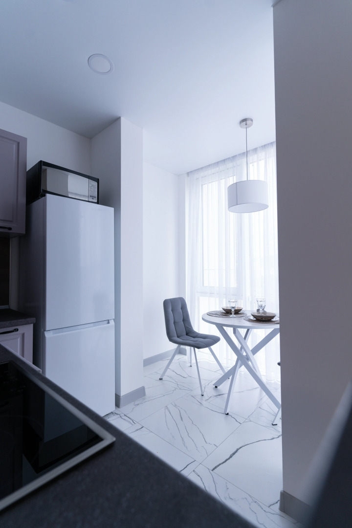 Апартаменты-студия 30 кв.м. с двуспальным диваном и панорамной зоной, 15 этаж