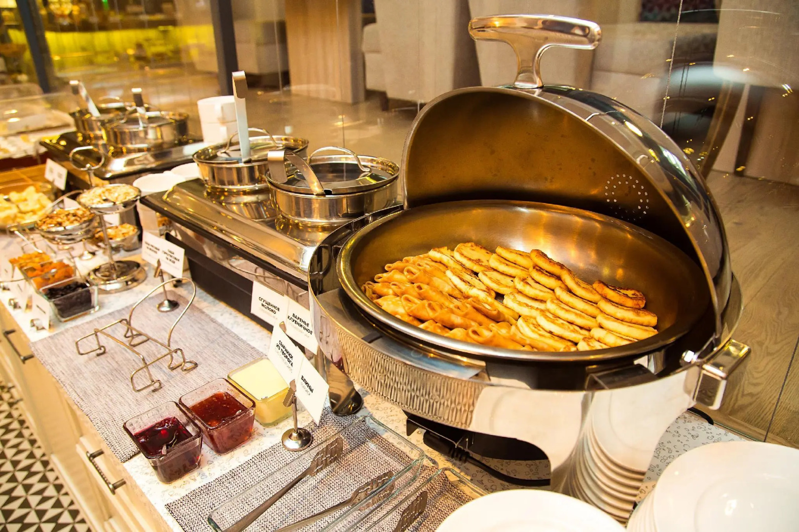 Отель Томь Ривер Плаза