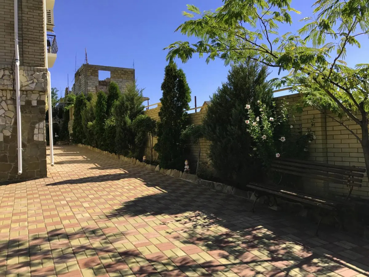 Отель Александрия