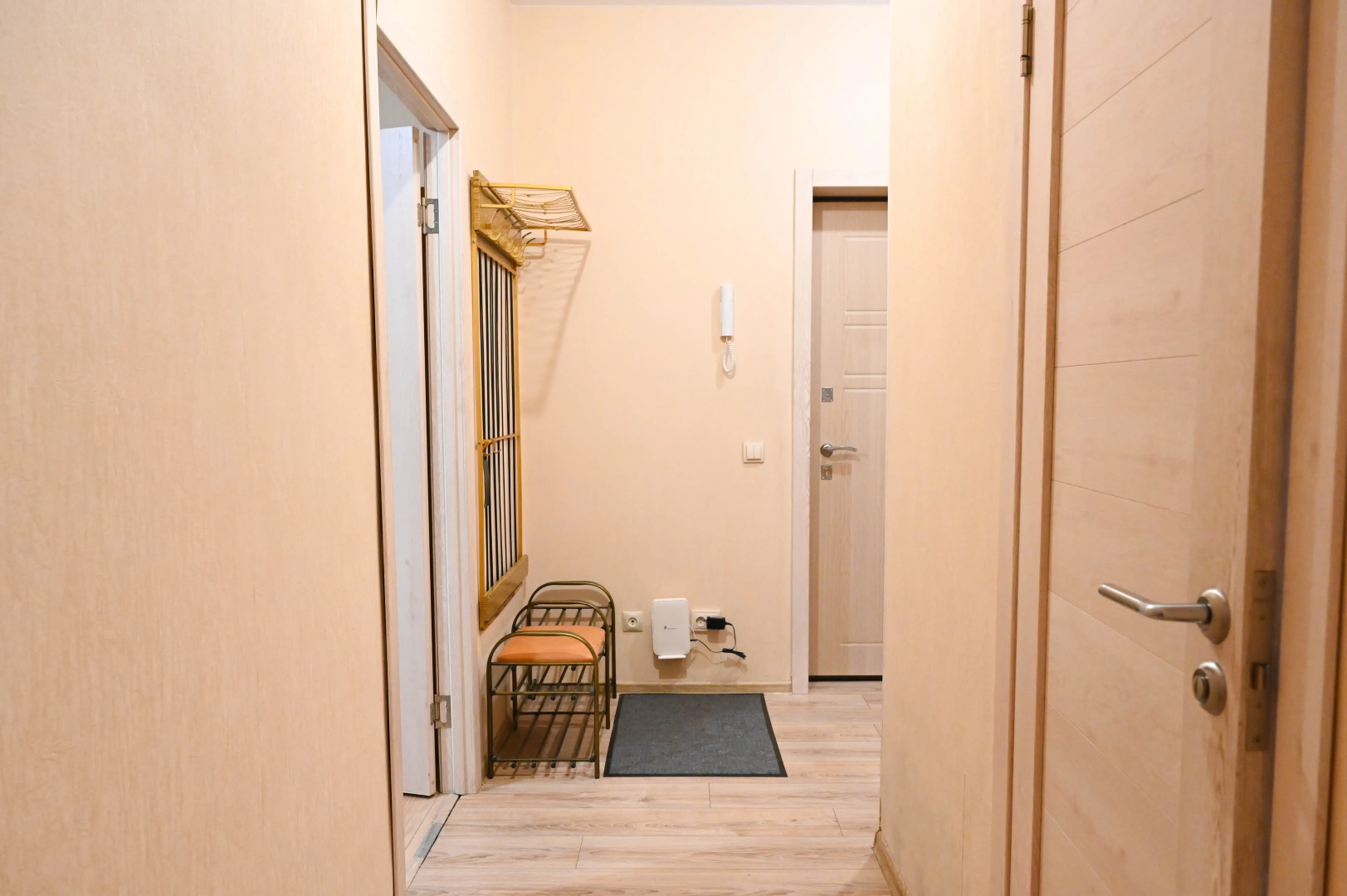 Квартира Микрорайон Солнечный 4