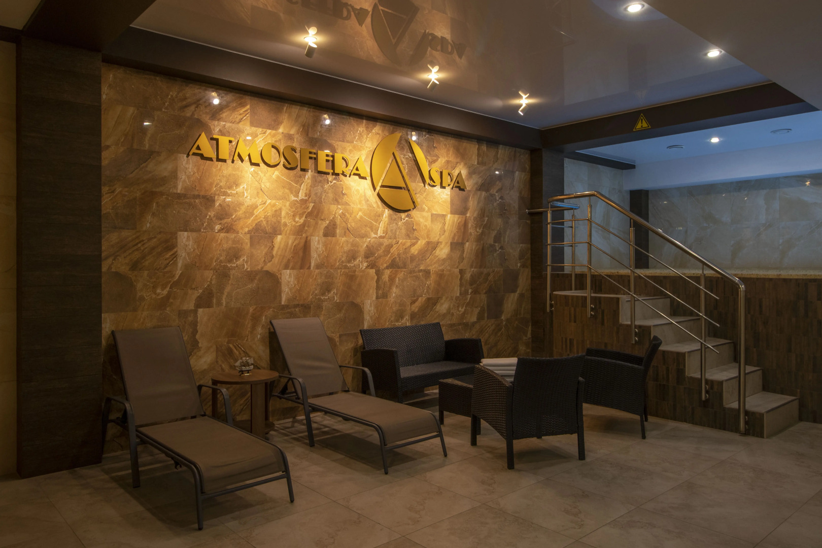 Отель Атмосфера