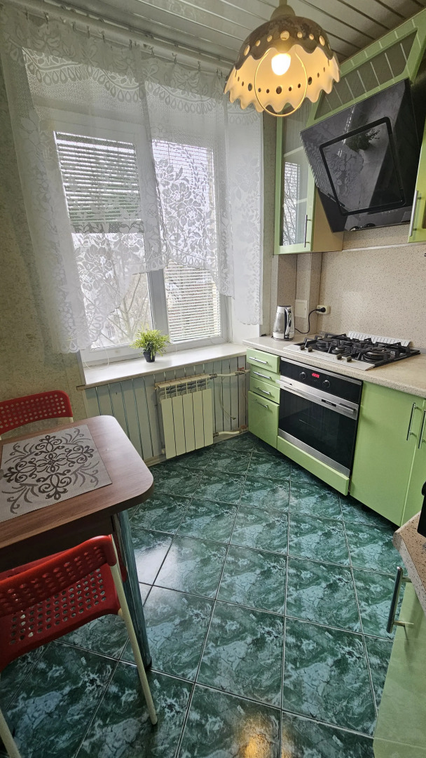 Квартира Просторная двухкомнатная возле пляжа