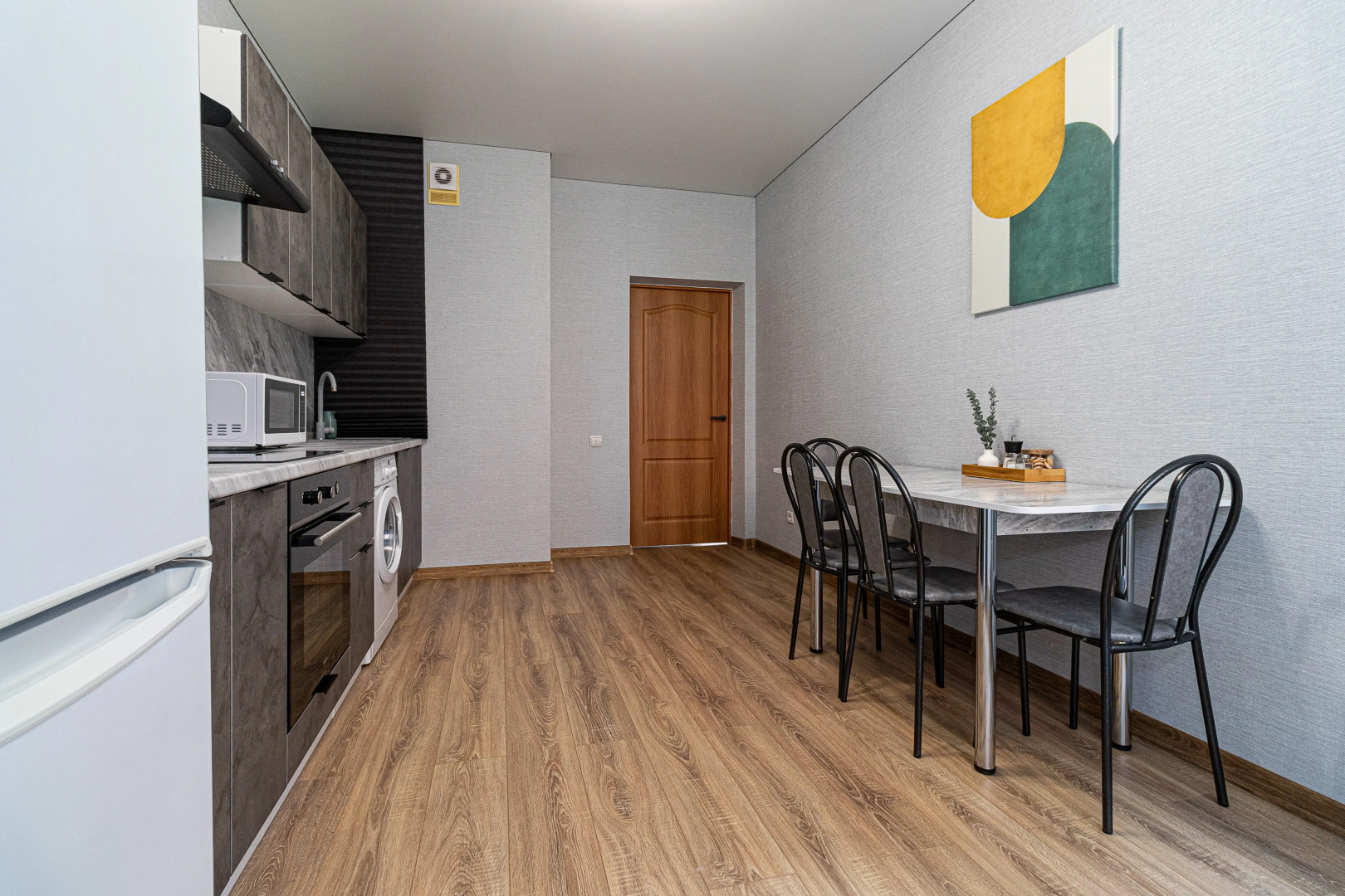 Квартира Двухкомнатная рядом с парком Галицкого