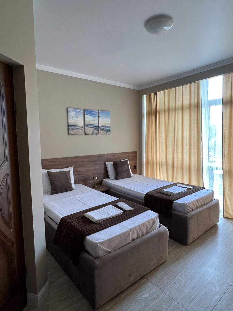 Отель Голден Гагра