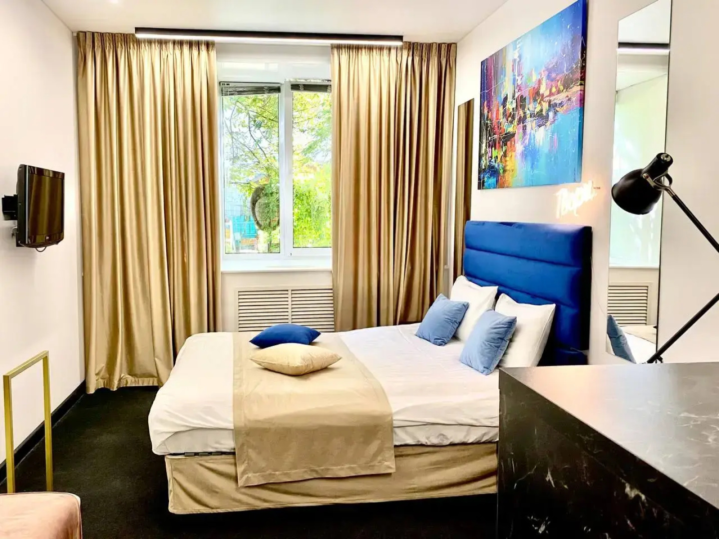 Апартаменты ParadeAparts на Советской 4а