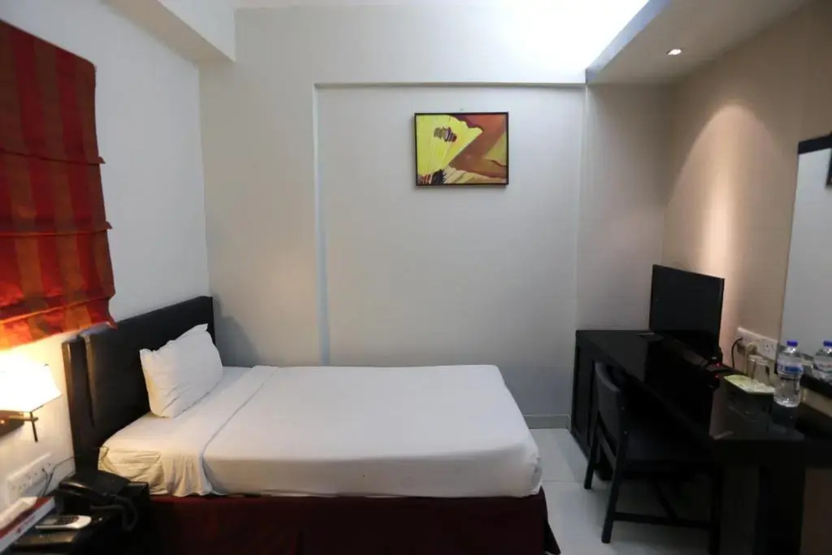 Отель Orchid Business