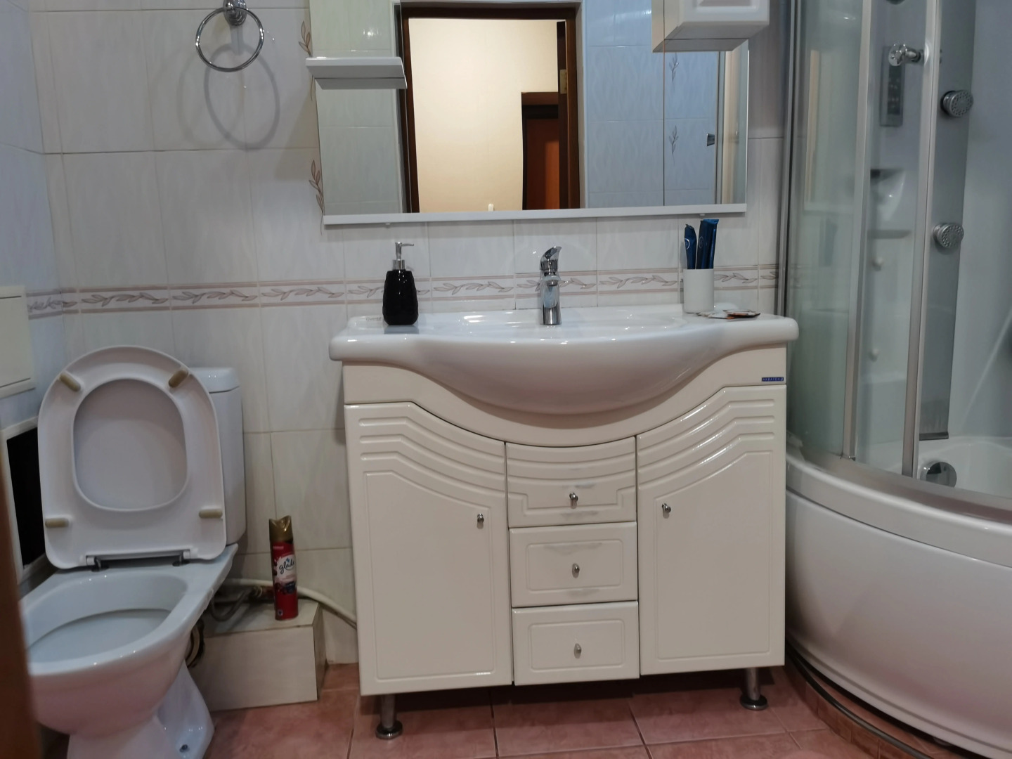 Квартира в деловом центре Тюмени на 50 лет Октября