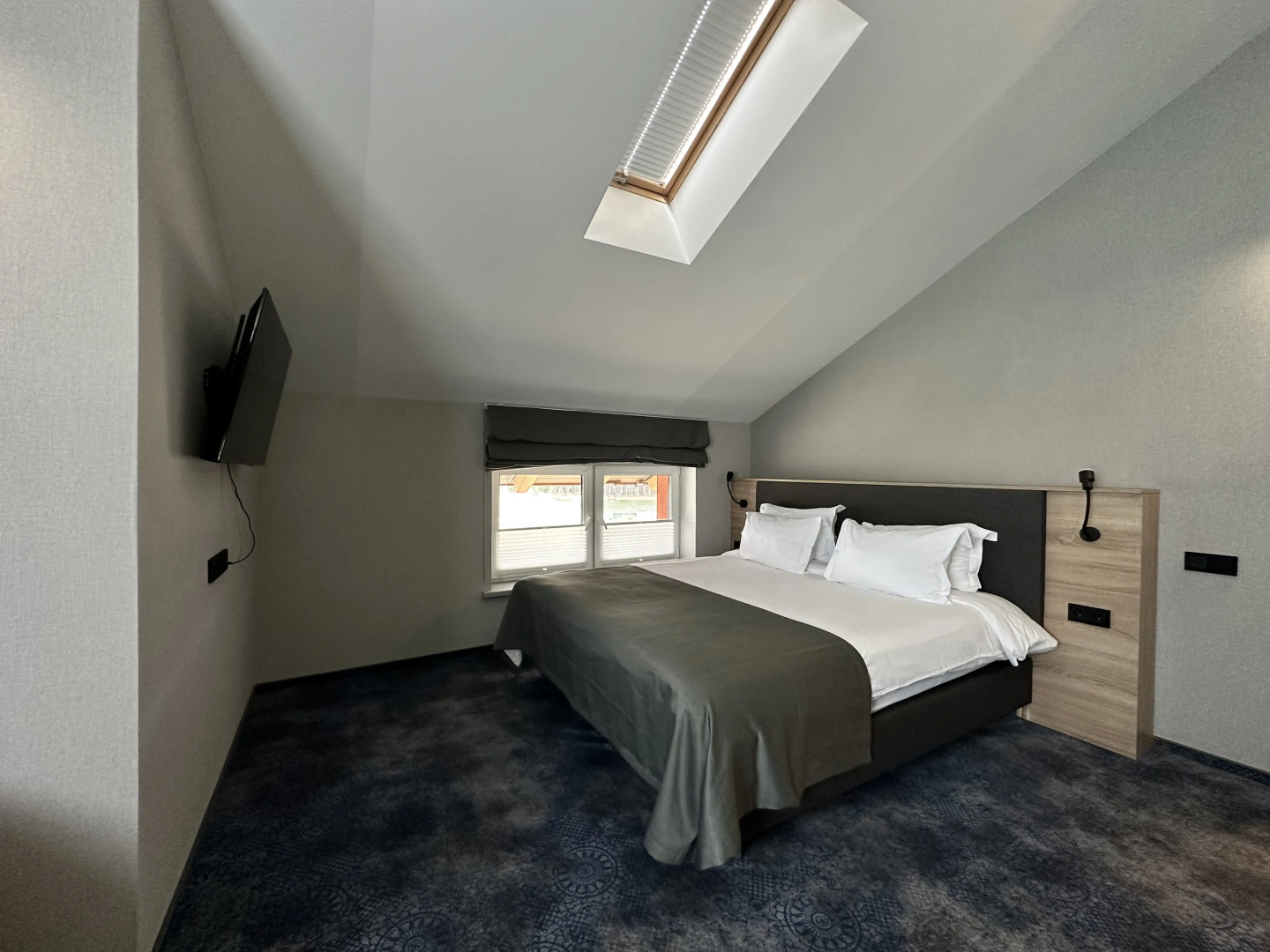 Парк-Отель Яркий