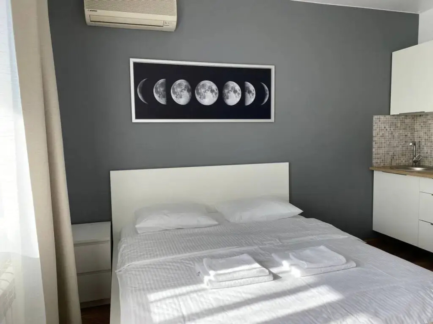 Апартаменты Домант Романова 60/1 (8)