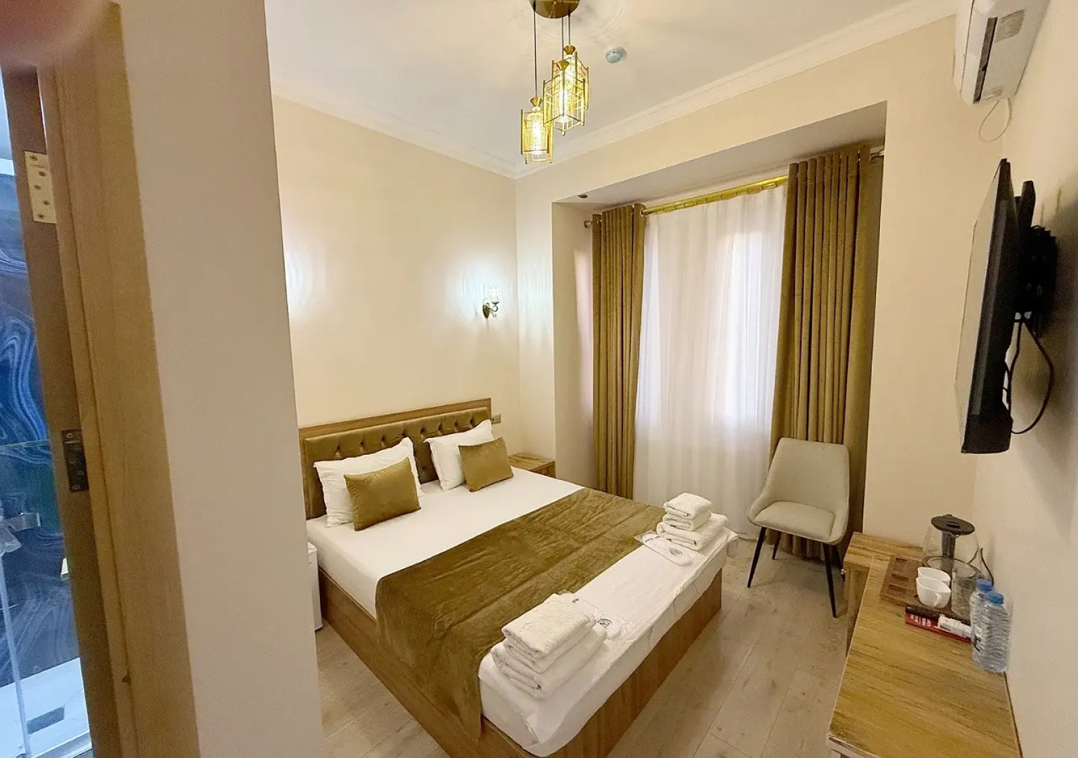 Отель Mumtoz East