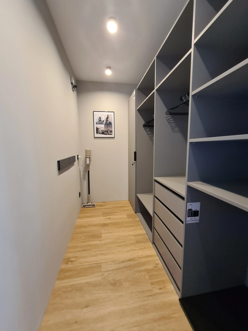 Квартира новая в центре RomanovApart