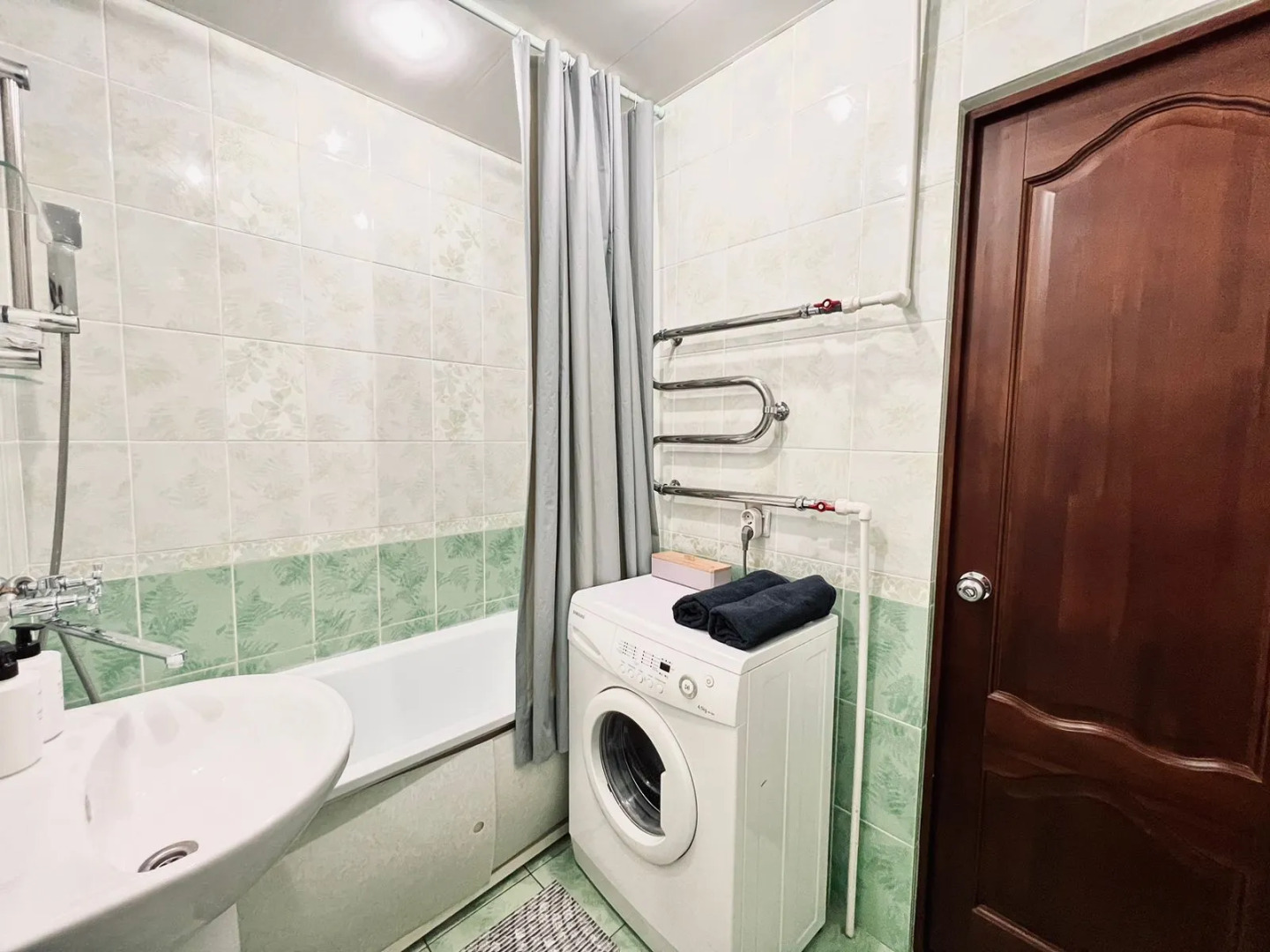 Апартаменты 7 Гвардейской 21