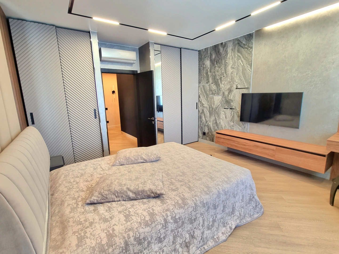 Апартаменты Элитные Трёхкомнатные Дизайнерские на Волочаевская 87