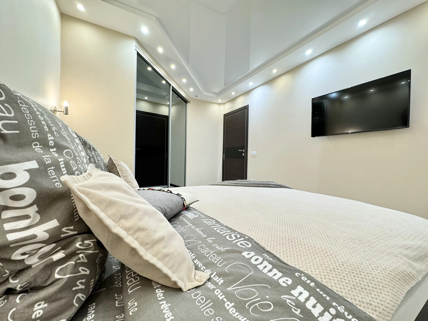 Апартаменты Люкс на Шишкова