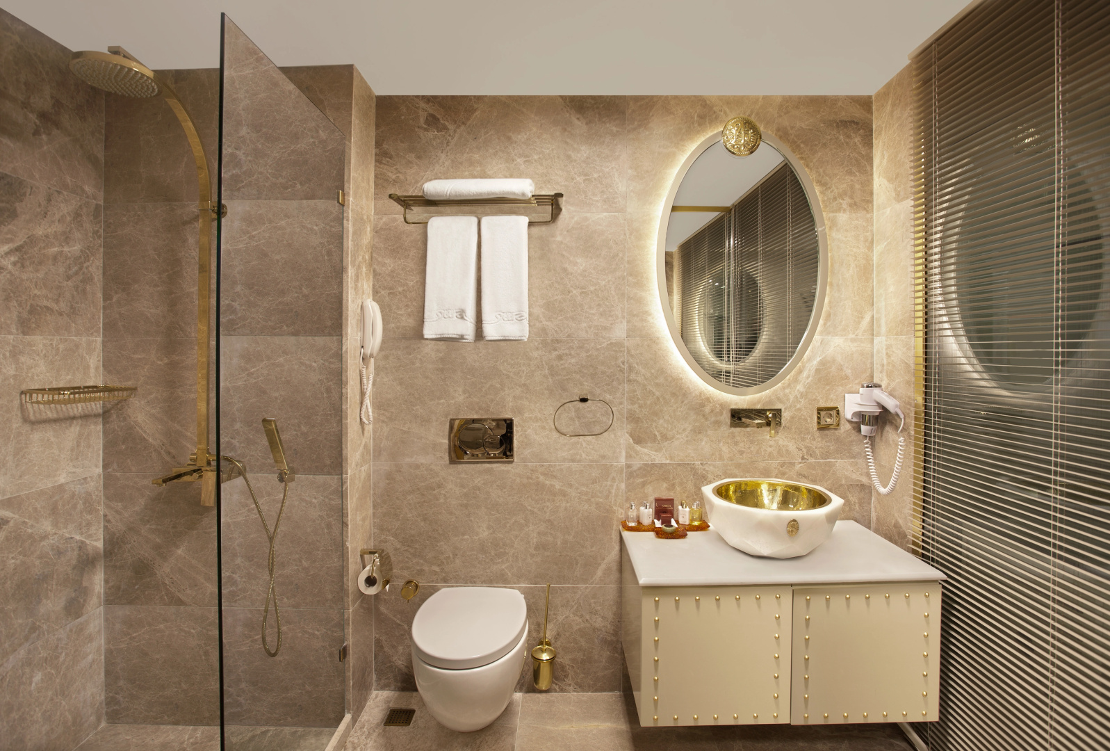 Sura Design Hotel and Suites 