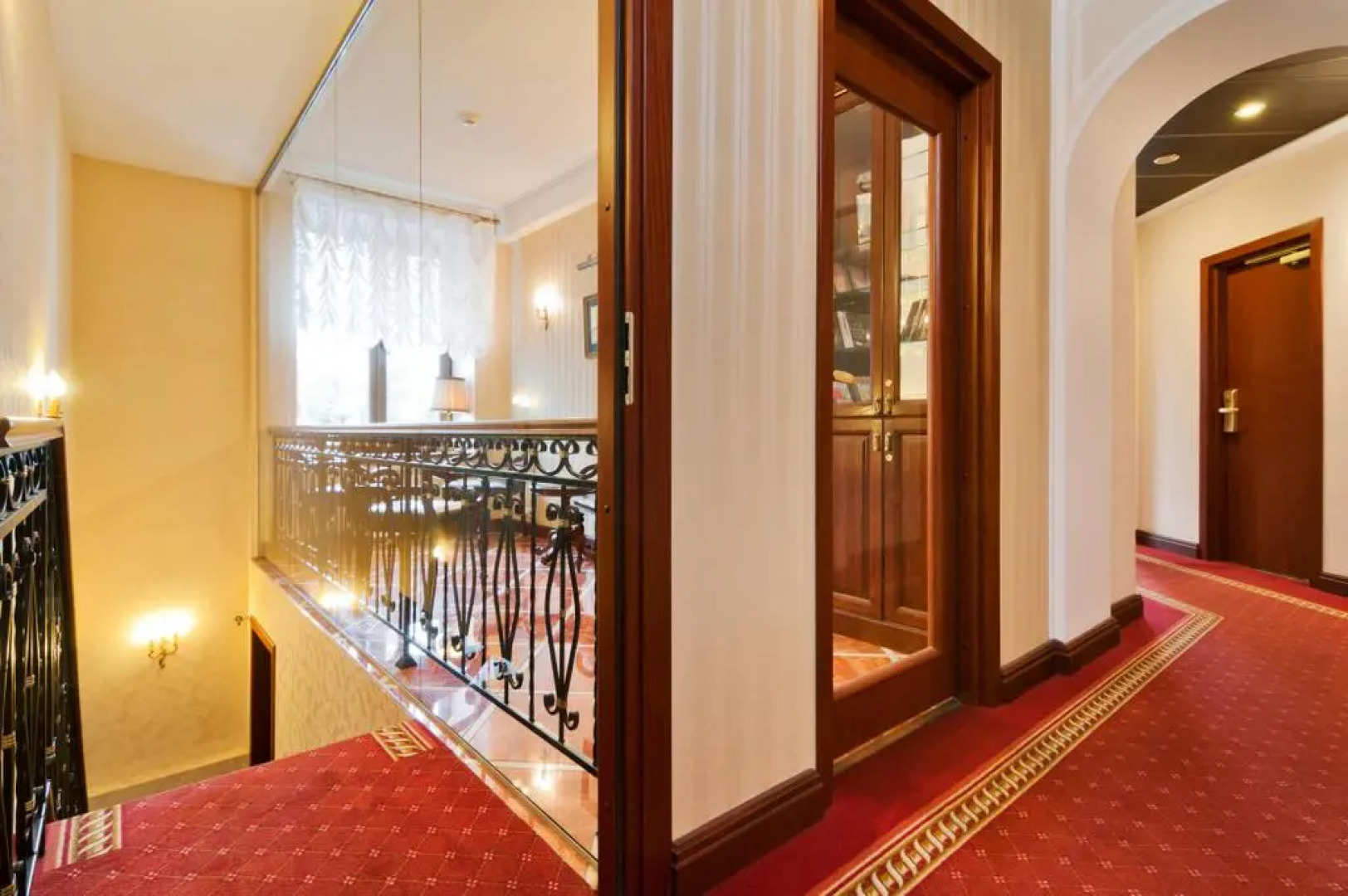 Отель Традиция