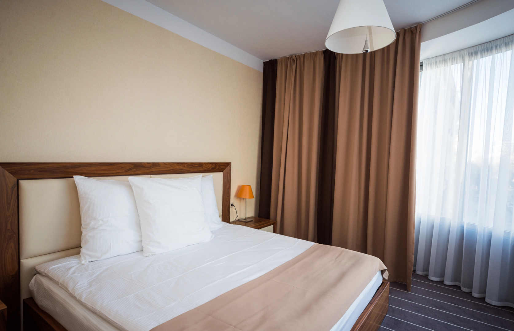 Отель Ost West Hotel Ост Вест