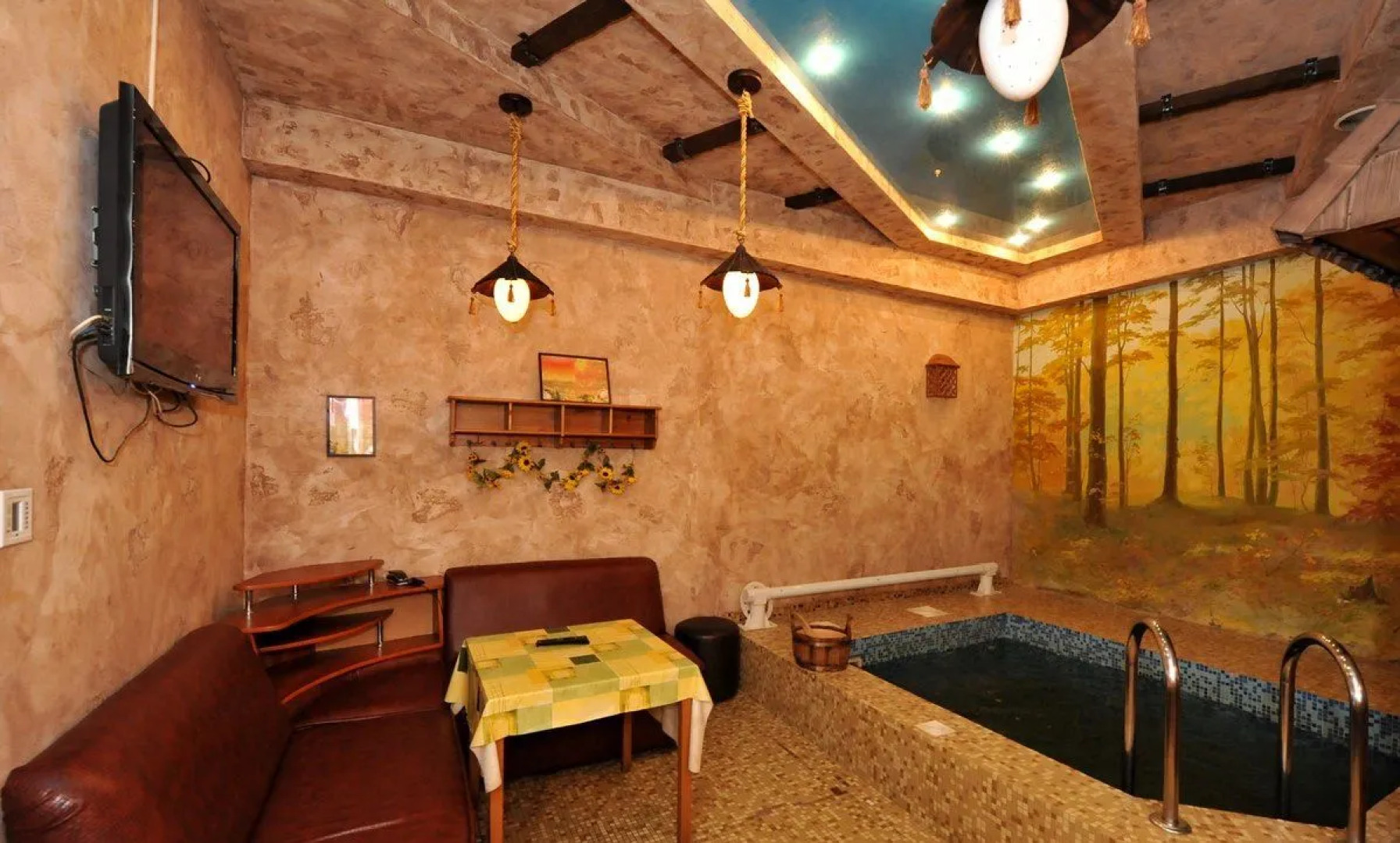 Отель Плаза