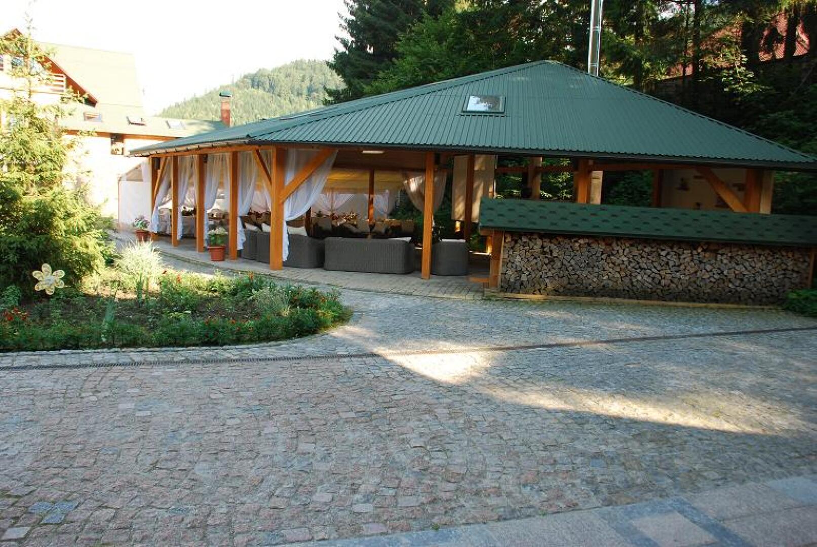 Отель Лаванда Кантри Клаб