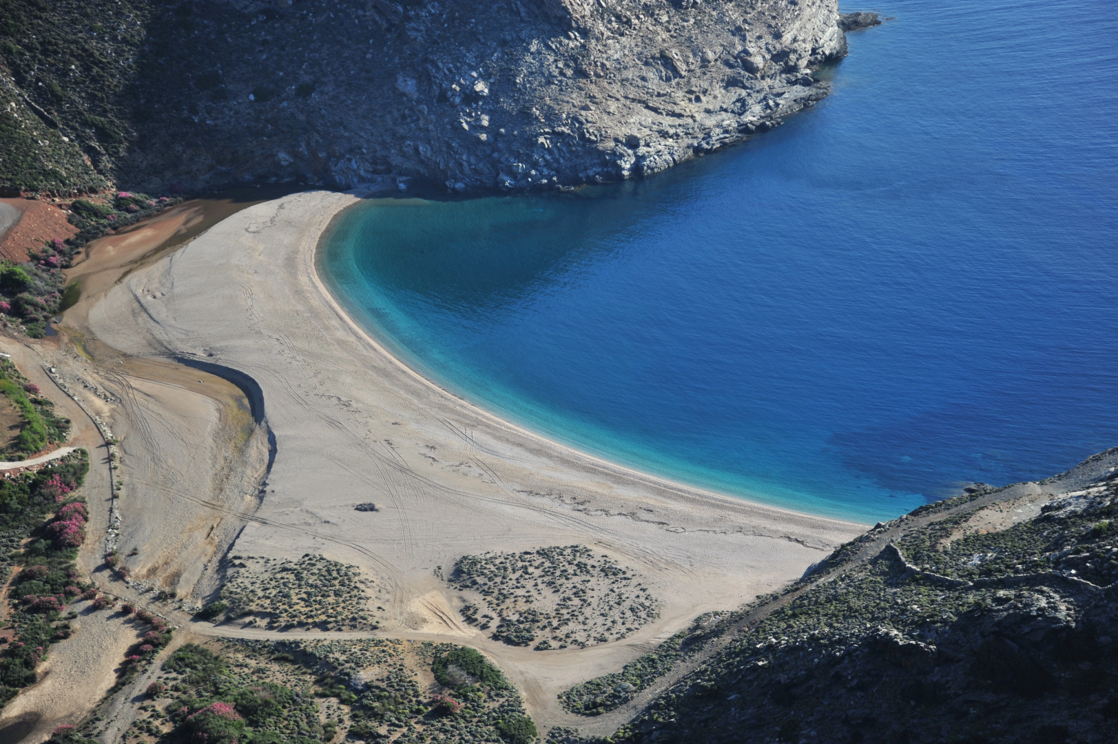 Отель Aegea Blue Cycladitic Resort