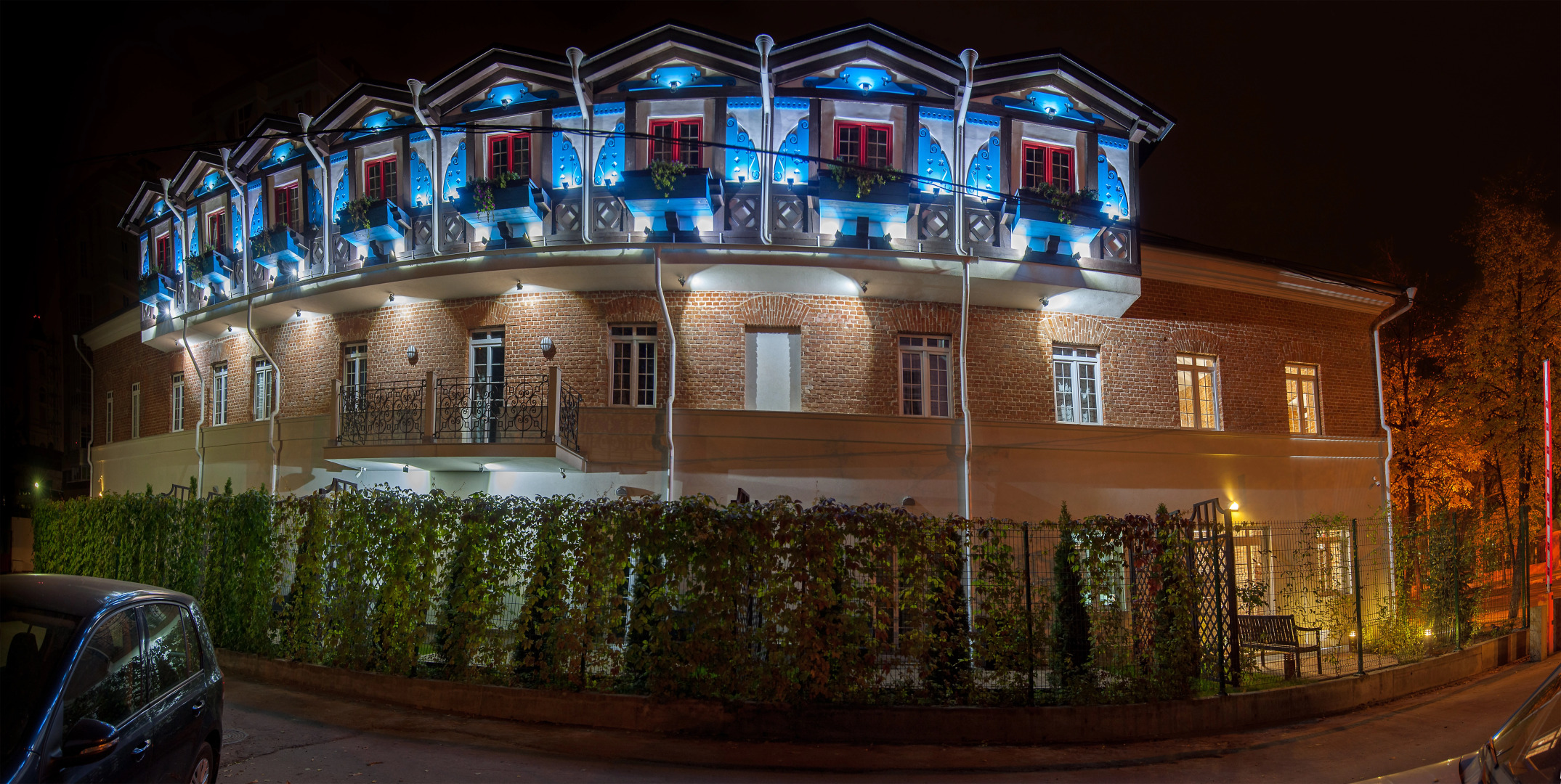 Отель Авторский Бронзовый Кабан