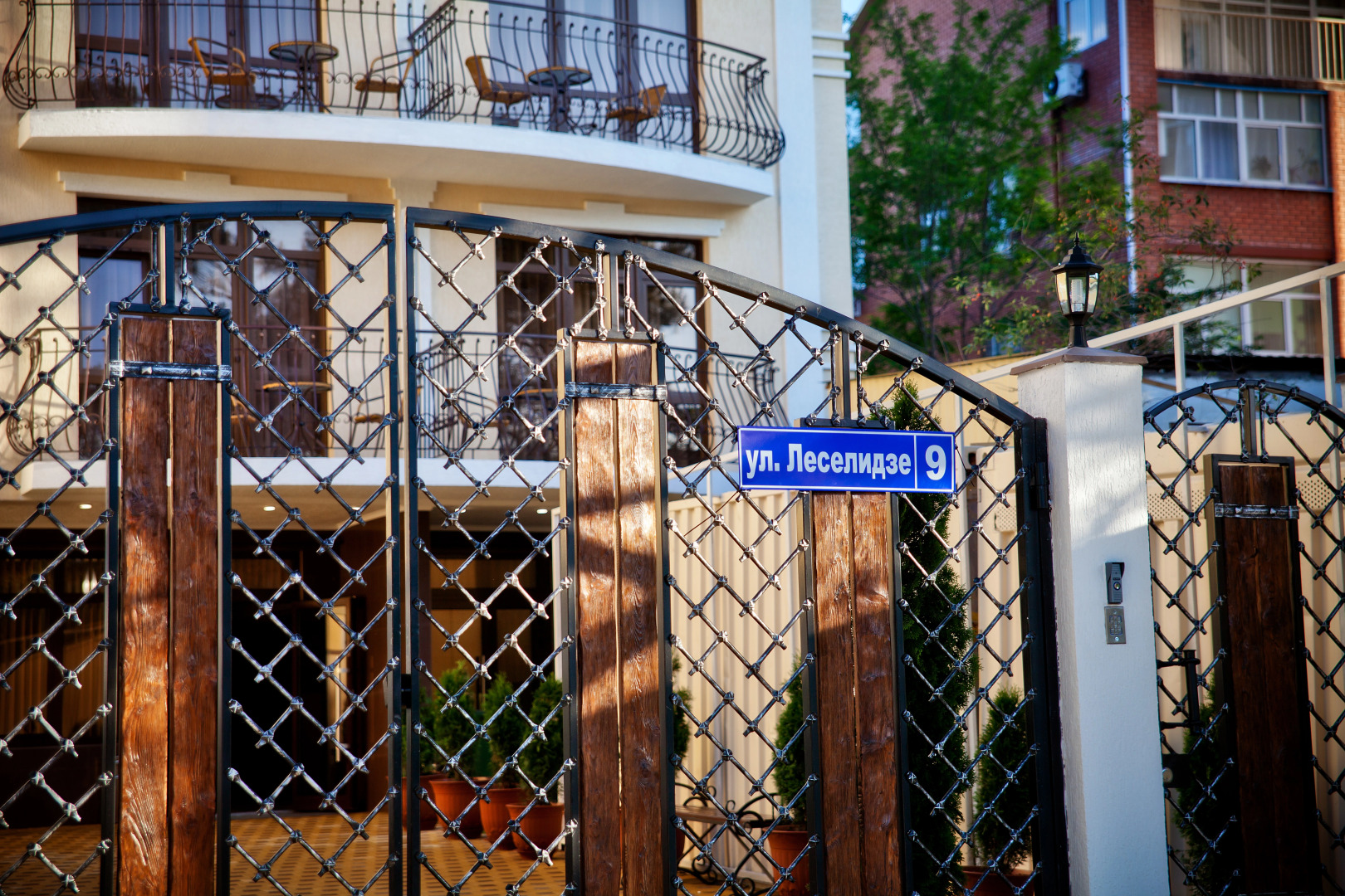 Отель Фаворит